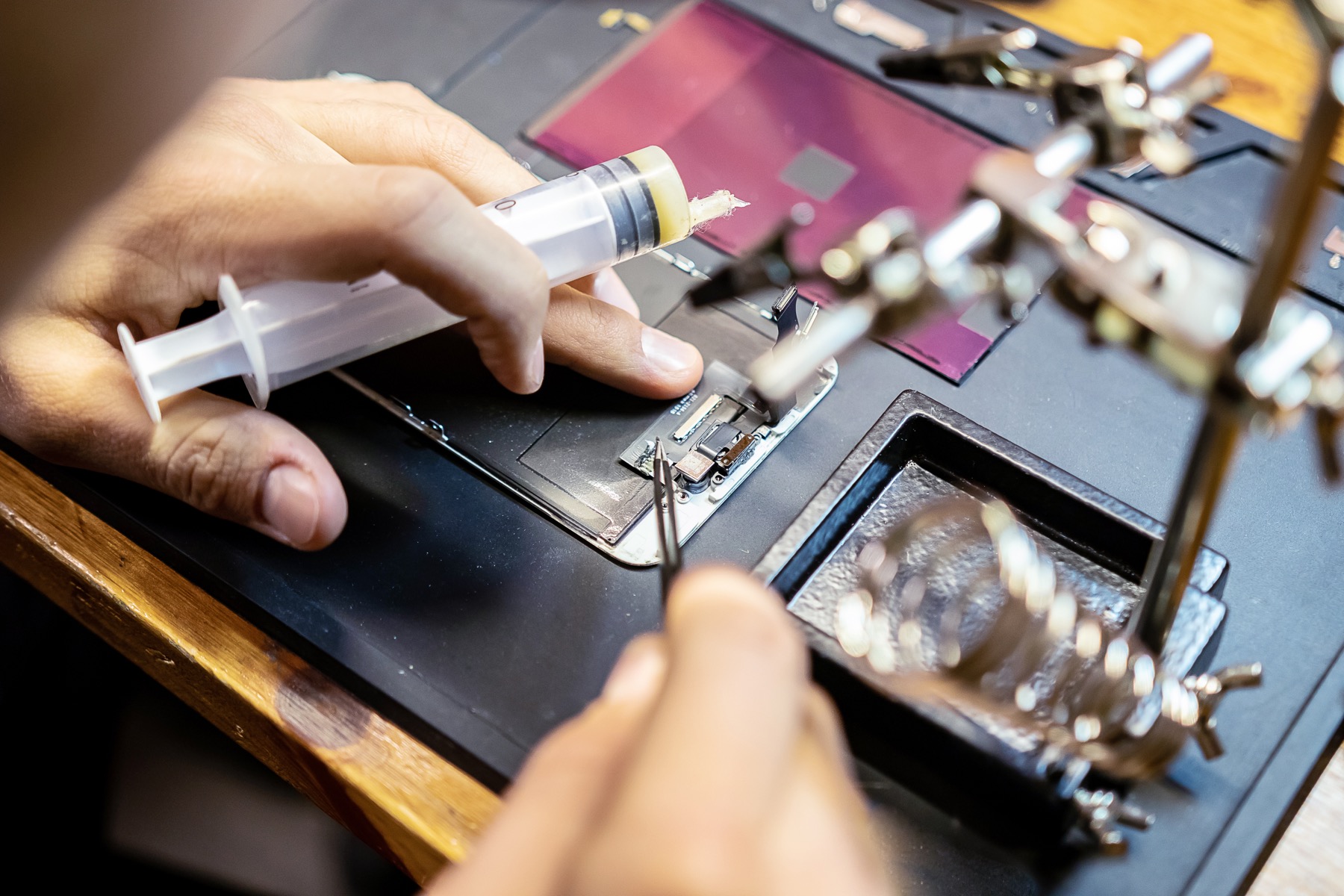 Logic Board & Data Recovery